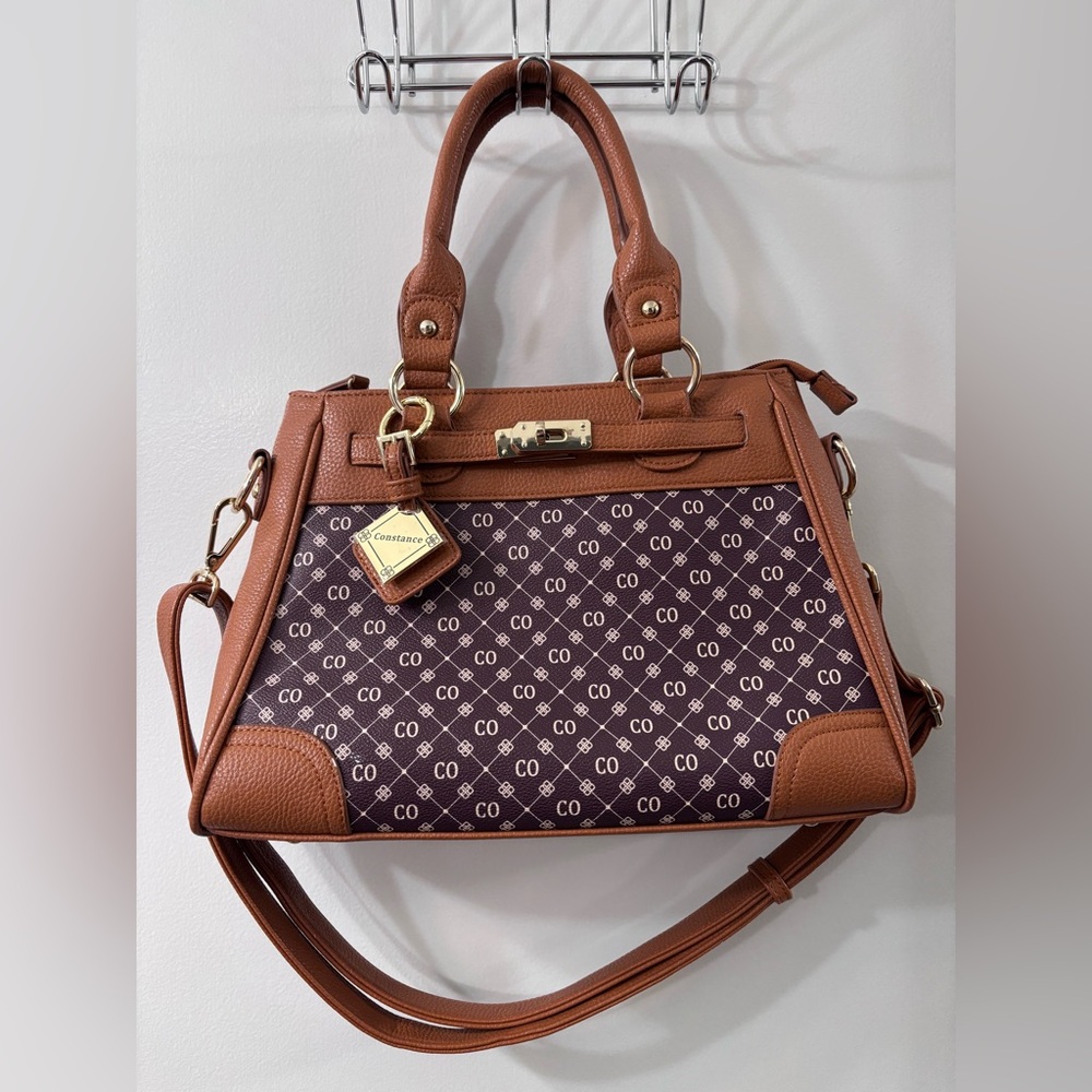The Danbury Mint Faux Leather Tote Removable Strap Chic and Practical